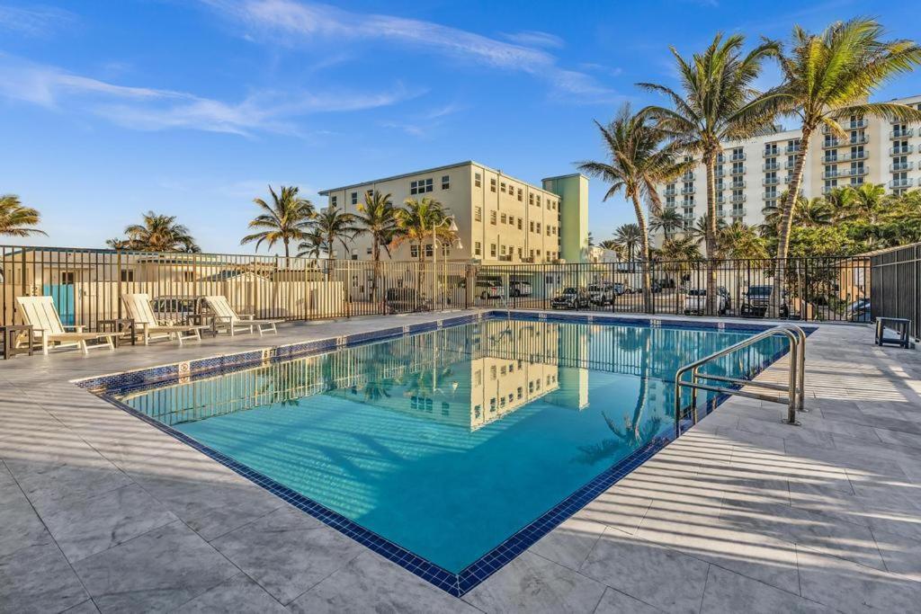 Beachfront & Pool Near Marriott Hollywood Beach Eksteriør bilde