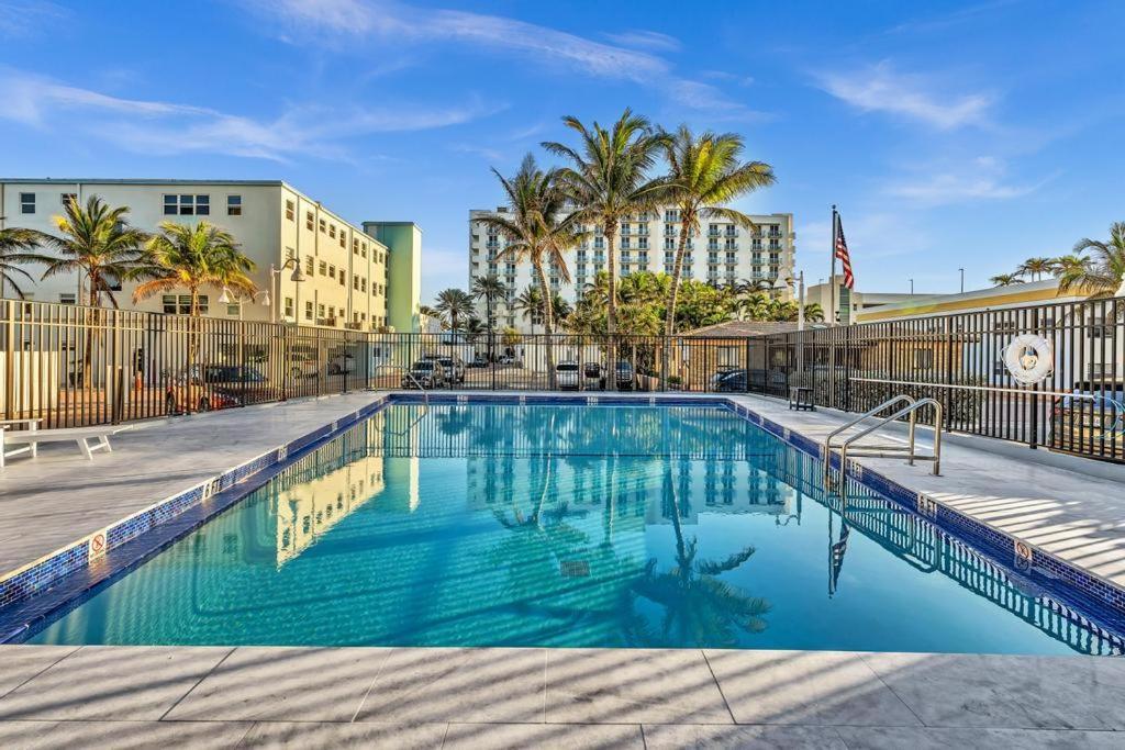 Beachfront & Pool Near Marriott Hollywood Beach Eksteriør bilde